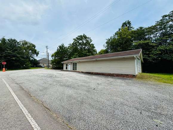 0.42 Acres of Commercial Land for Sale in Valley, Alabama