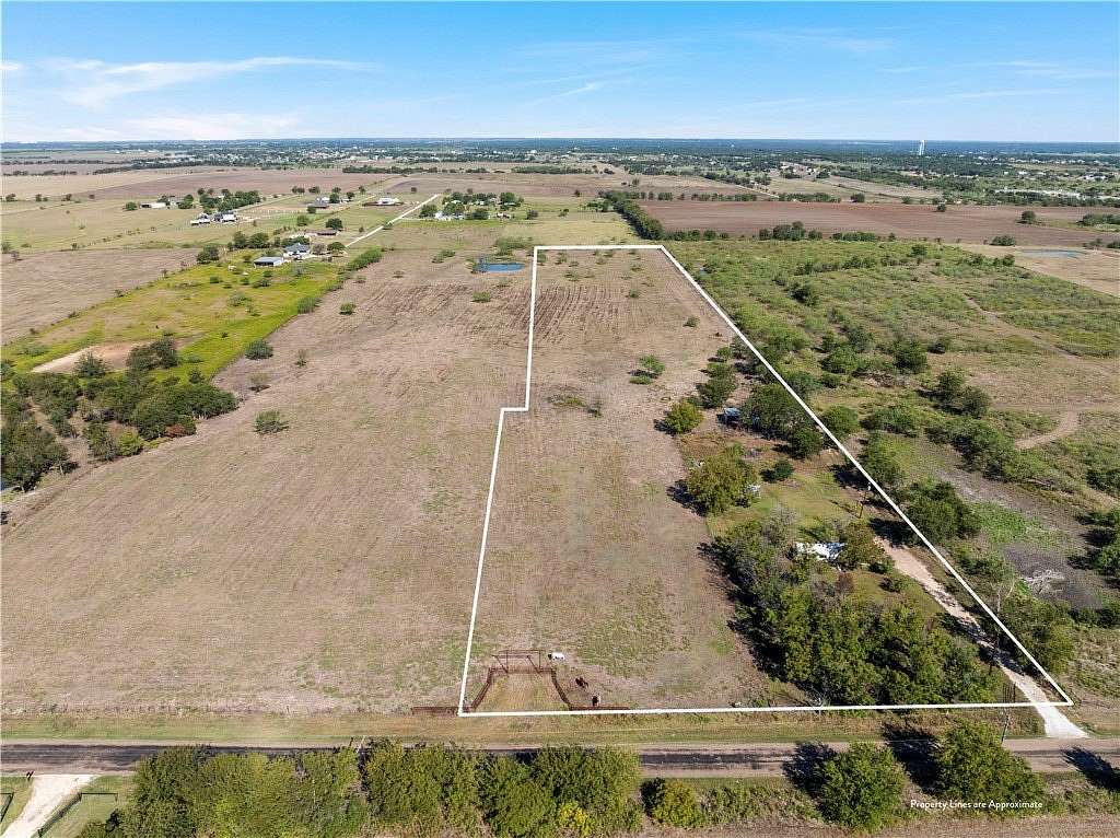 11 Acres of Land for Sale in Waco, Texas