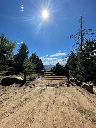 Horse Canyon entry gate