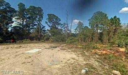 0.442 Acres of Residential Land for Sale in Lehigh Acres, Florida