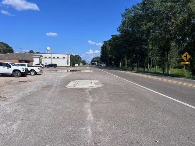 0.95 Acres of Commercial Land for Sale in Wiggins, Mississippi