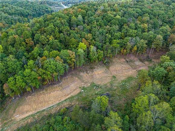 18.67 Acres of Mixed-Use Land for Sale in Hurricane, West Virginia