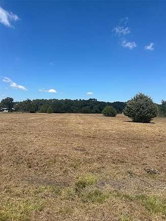 1.05 Acres of Land for Sale in Corsicana, Texas