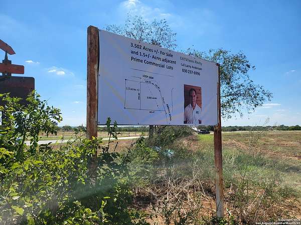 1.5 Acres of Commercial Land for Sale in St. Hedwig, Texas