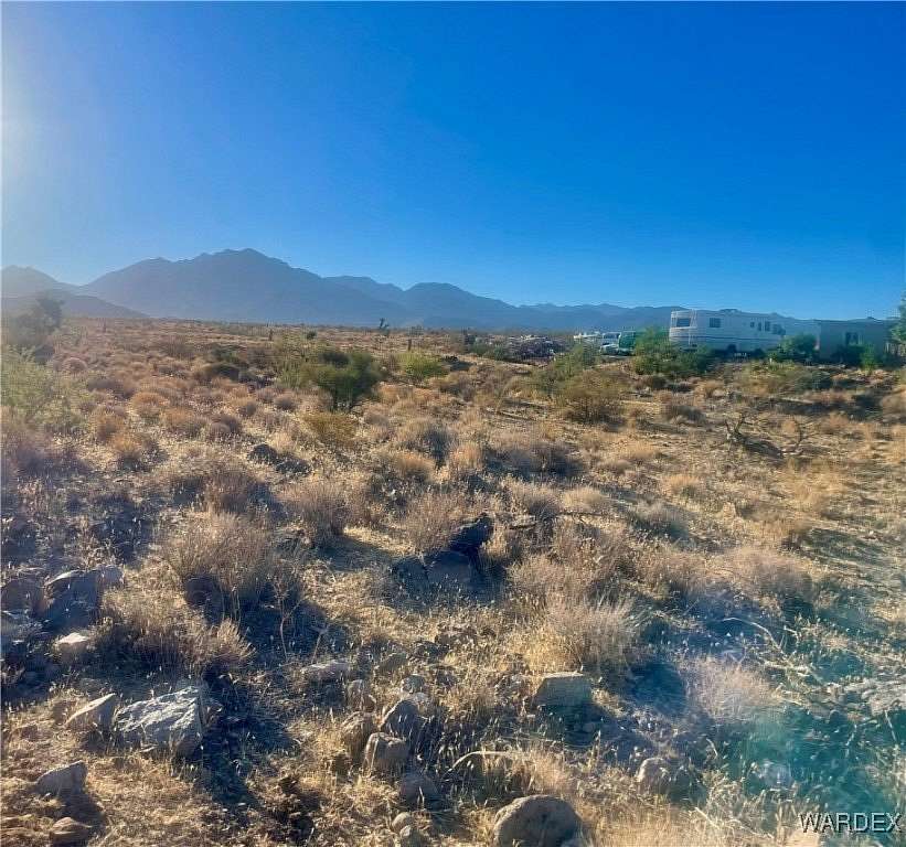 1.25 Acres of Residential Land for Sale in Dolan Springs, Arizona