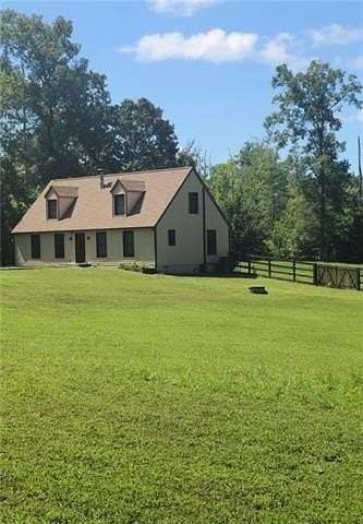 10.655 Acres of Recreational Land with Home for Sale in Church View, Virginia