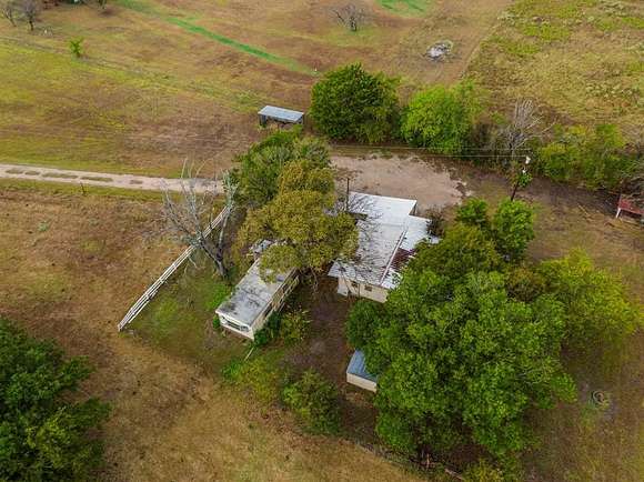 10.359 Acres of Recreational Land for Sale in Corsicana, Texas