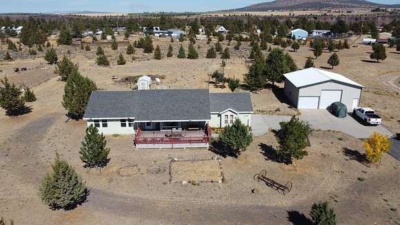 2.79 Acres of Residential Land with Home for Sale in Terrebonne, Oregon