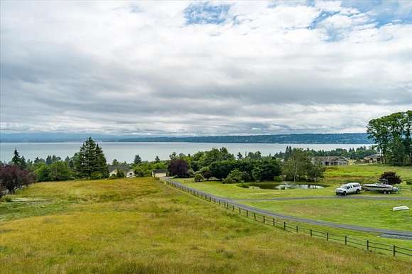 Residential Land for Sale in Clinton, Washington