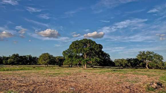 10 Acres of Residential Land for Sale in Kerrville, Texas