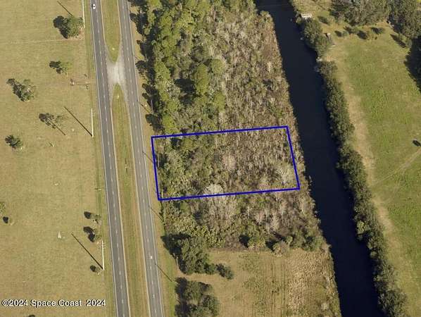 1.38 Acres of Residential Land for Sale in Mims, Florida