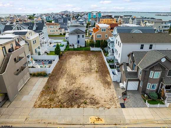 0.14 Acres of Mixed-Use Land for Sale in Longport, New Jersey