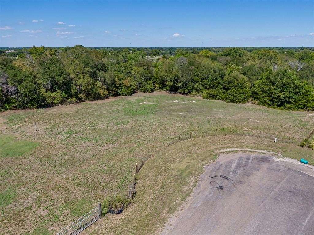 1.72 Acres of Residential Land for Sale in Waxahachie, Texas