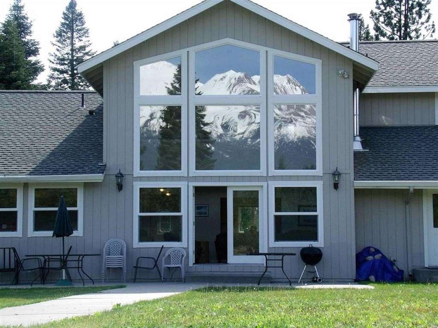 3.54 Acres of Residential Land with Home for Sale in Mount Shasta, California