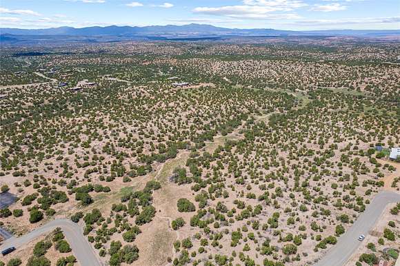 2.5 Acres of Residential Land for Sale in Santa Fe, New Mexico