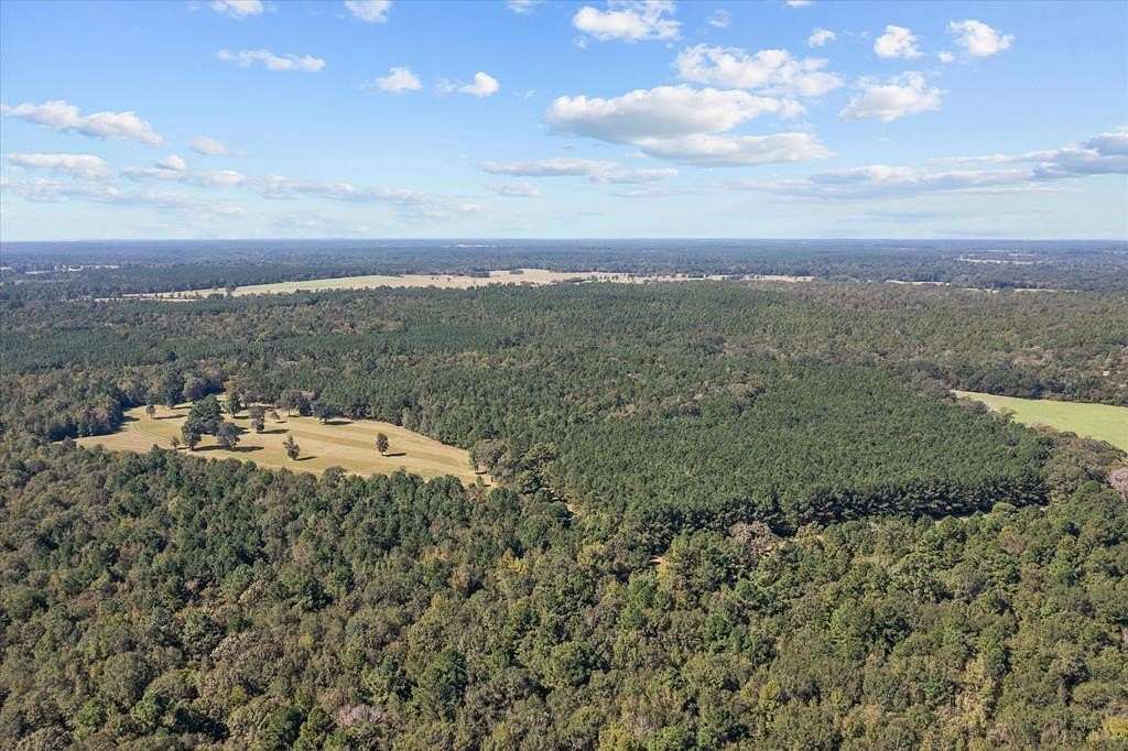 414.86 Acres of Land for Sale in Crockett, Texas