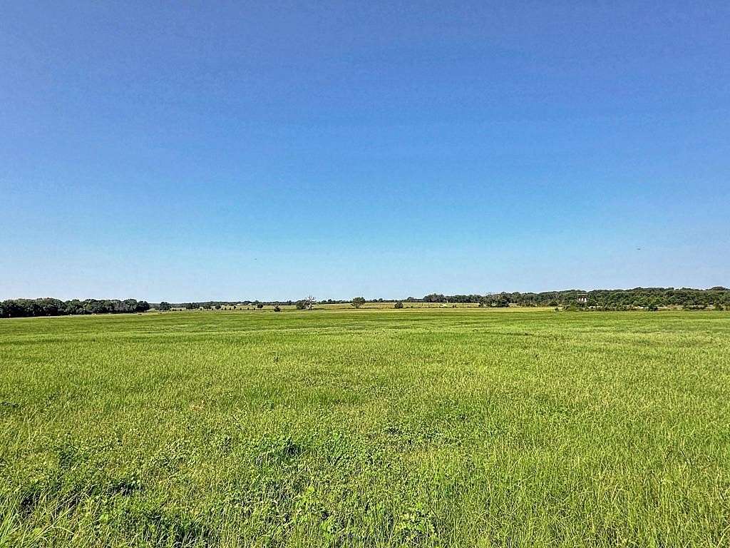 32 Acres of Land for Sale in Athens, Texas