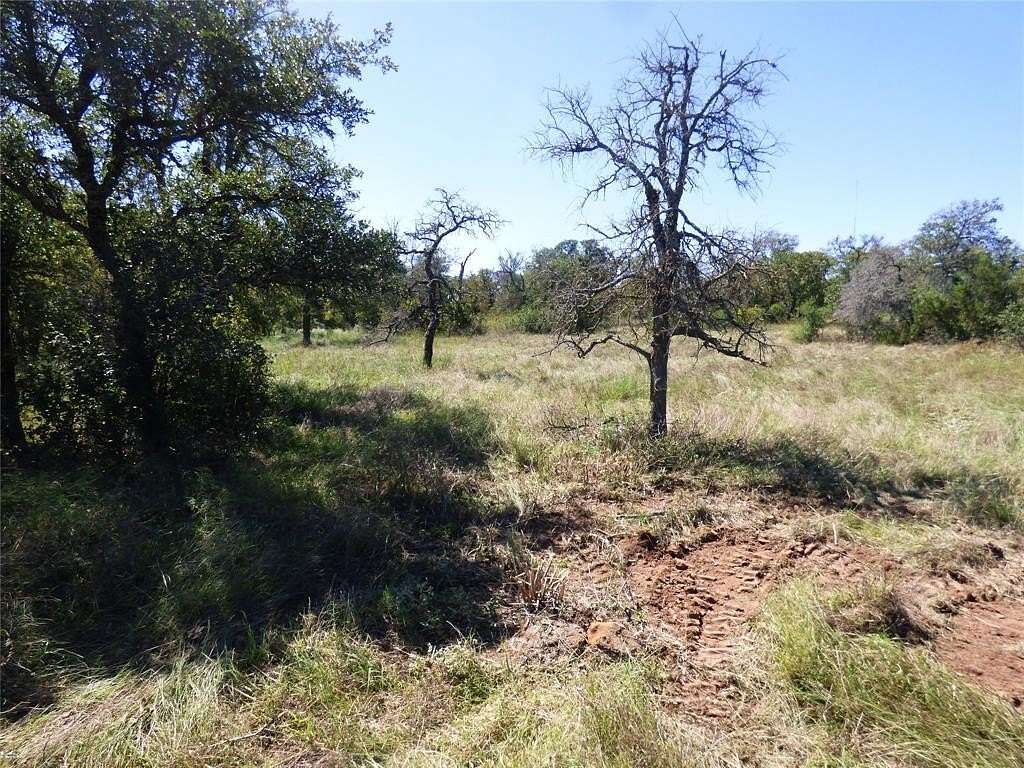 10 Acres of Residential Land for Sale in Santo, Texas