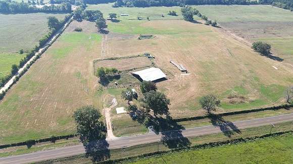 35.57 Acres of Agricultural Land for Sale in Crockett, Texas