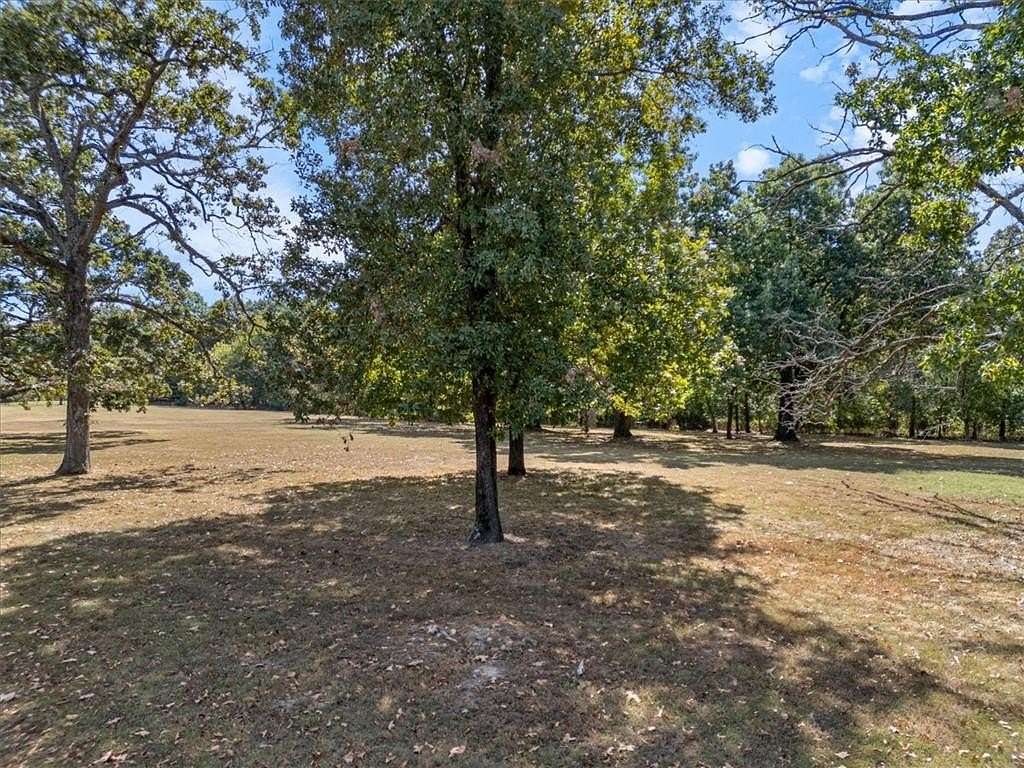 1.04 Acres of Residential Land for Sale in Siloam Springs, Arkansas