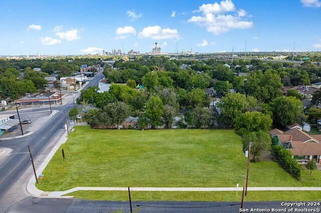 0.721 Acres of Mixed-Use Land for Sale in San Antonio, Texas