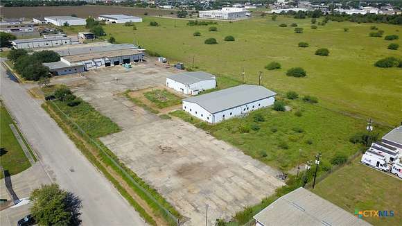 4.13 Acres of Improved Commercial Land for Sale in Victoria, Texas