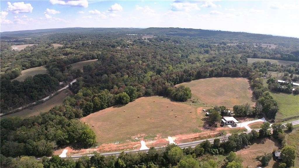 5 Acres of Residential Land for Sale in Fayetteville, Arkansas