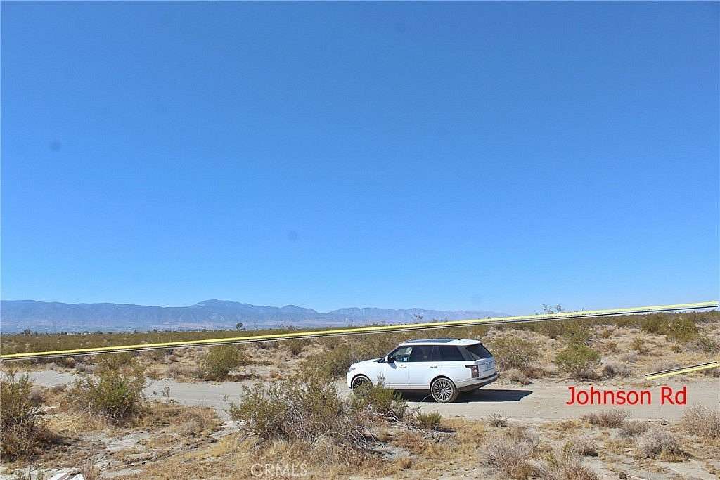 10 Acres of Land for Sale in Phelan, California