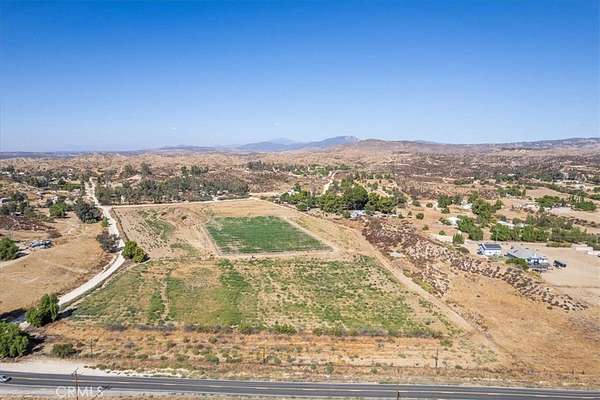21.7 Acres of Land for Sale in Aguanga, California