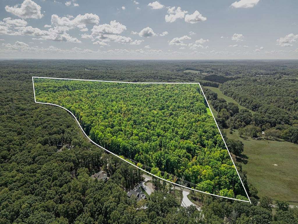 116.64 Acres of Land for Sale in Franklin, Tennessee