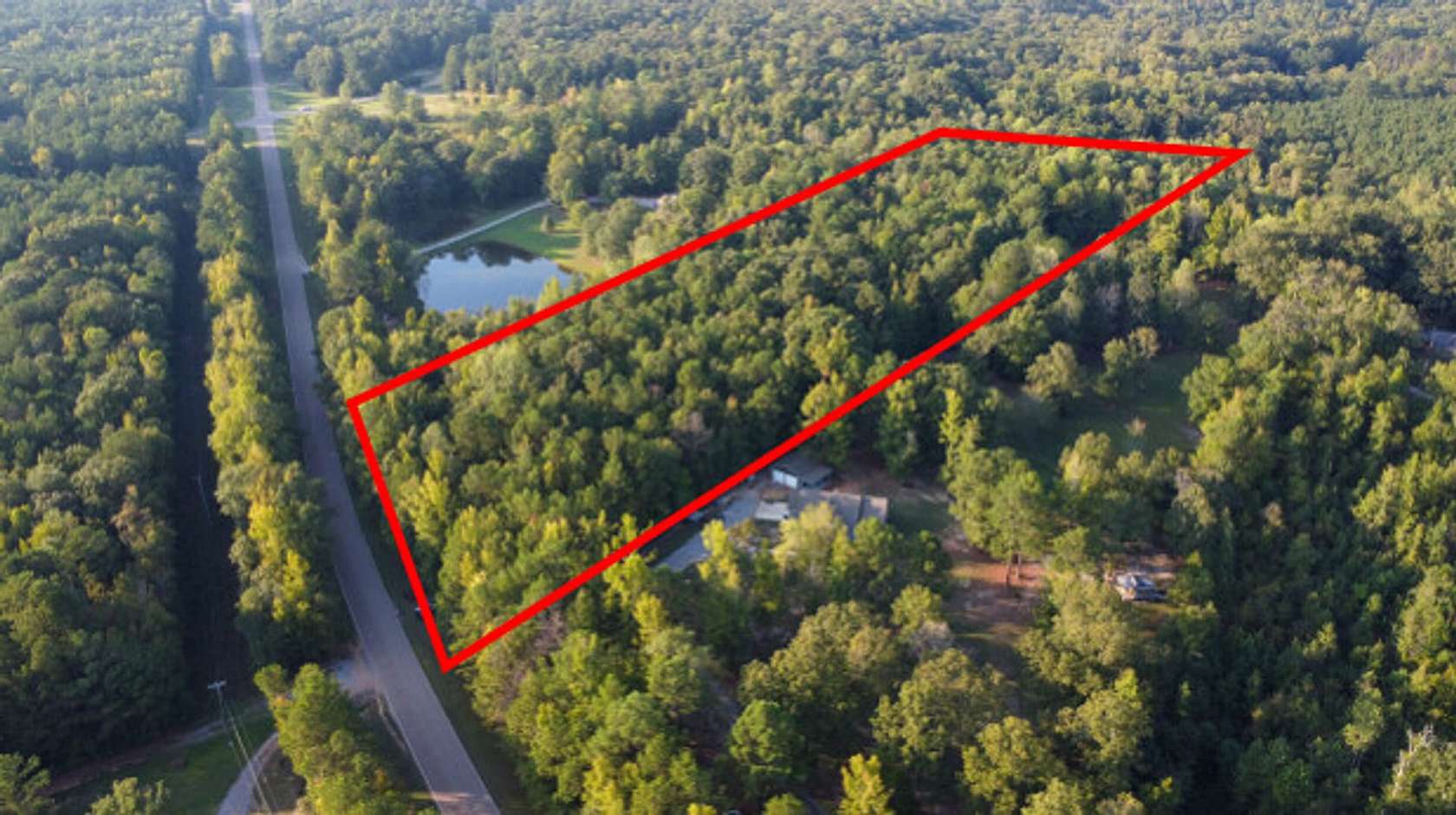 9.73 Acres of Recreational Land for Sale in West Point, Mississippi