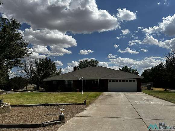 5.4 Acres of Residential Land with Home for Sale in Portales, New Mexico