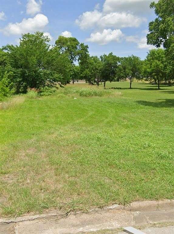 0.073 Acres of Land for Sale in Greenville, Texas