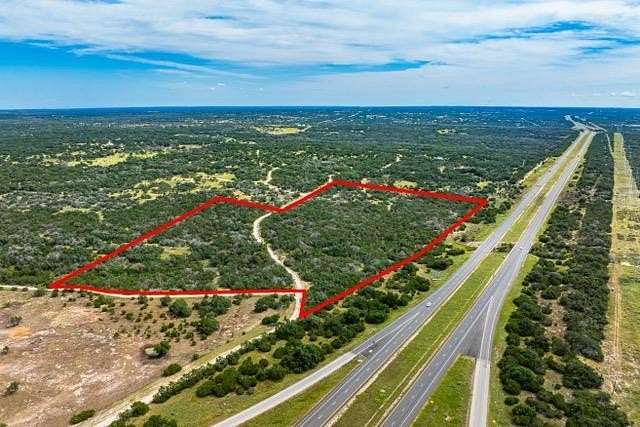 28 Acres of Land for Sale in Mountain Home, Texas