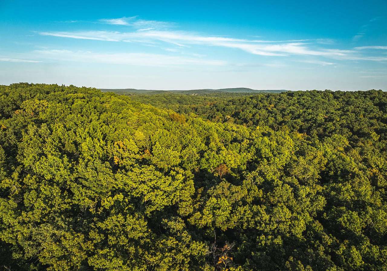 18 Acres of Recreational Land for Sale in Bourbon, Missouri
