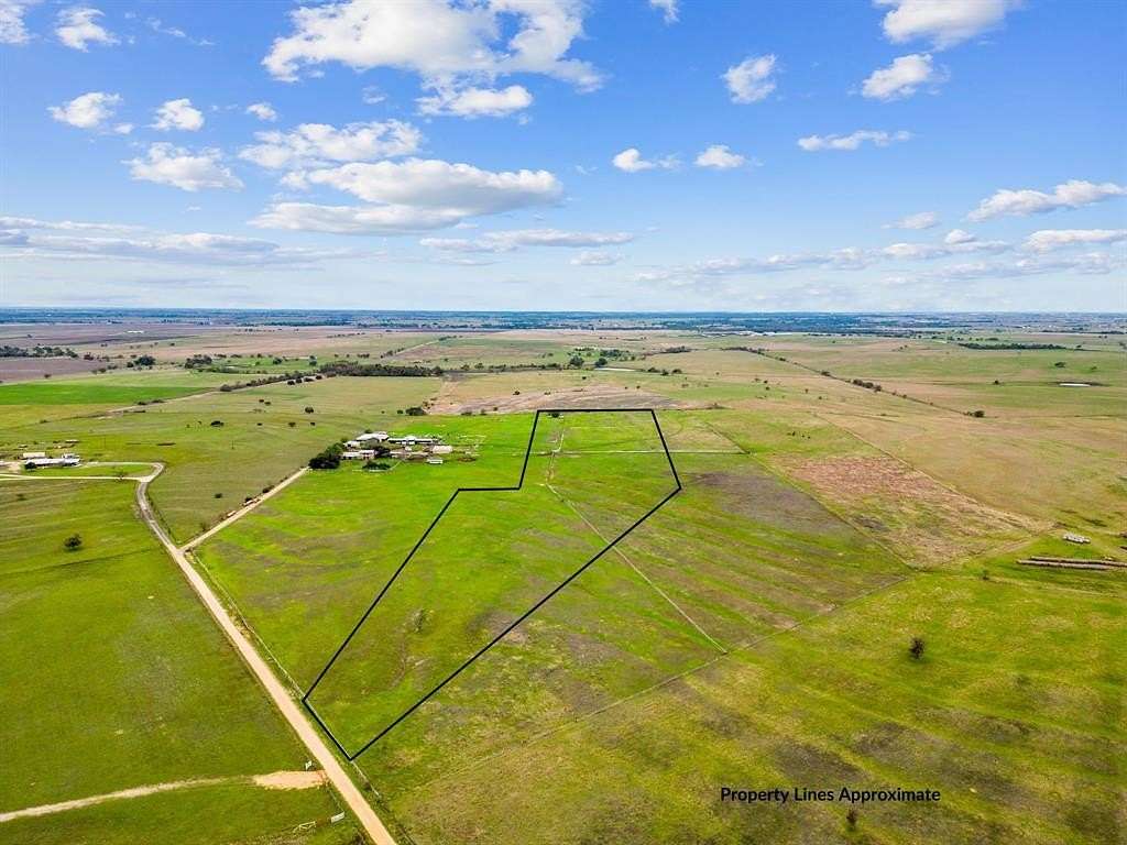 13.5 Acres of Land for Sale in Salado, Texas