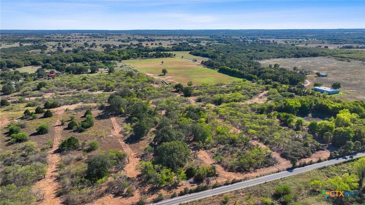 1.43 Acres of Residential Land for Sale in Dale, Texas