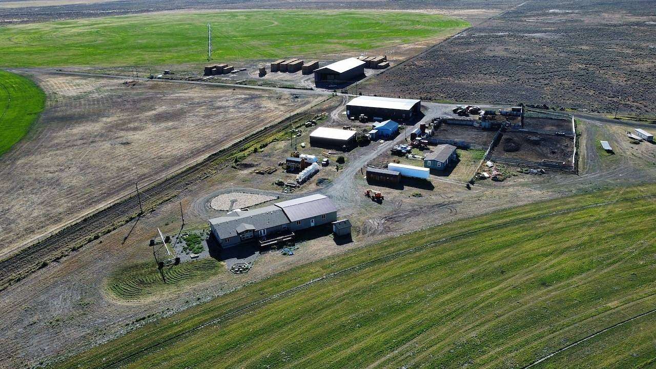 957 Acres of Agricultural Land with Home for Sale in Burns, Oregon