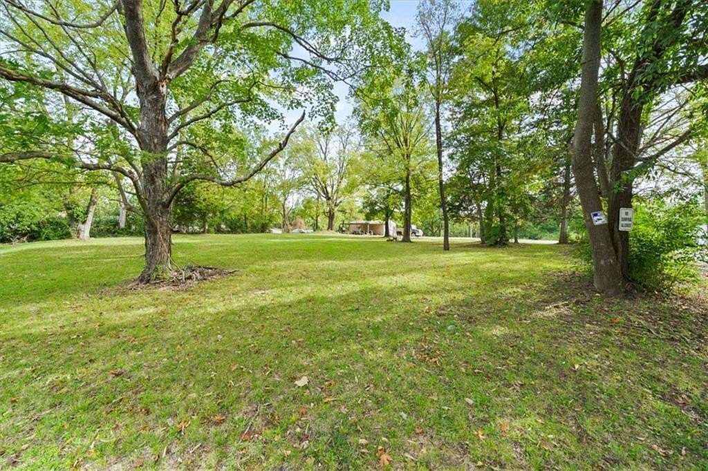 0.77 Acres of Commercial Land for Sale in Kansas City, Missouri