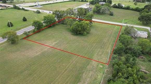 2.121 Acres of Improved Mixed-Use Land for Sale in Tulsa, Oklahoma