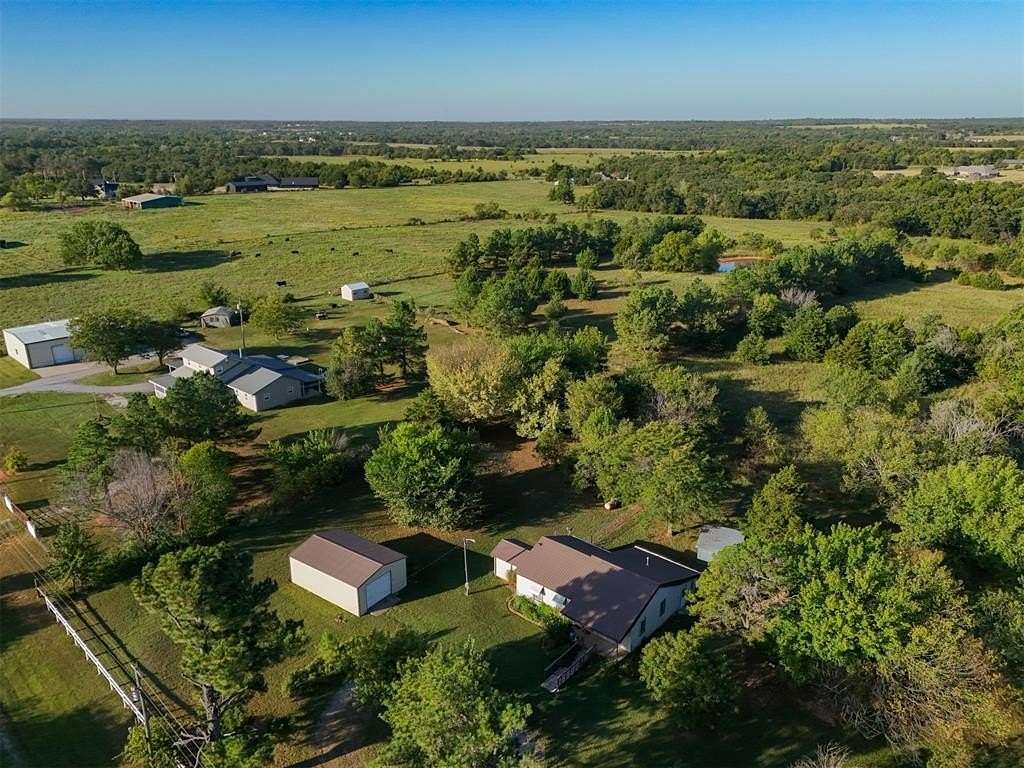 7.5 Acres of Residential Land with Home for Sale in Shawnee, Oklahoma