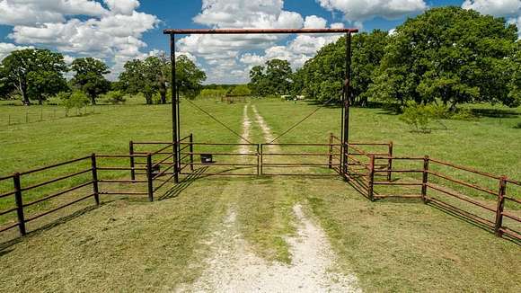 45.208 Acres of Agricultural Land for Sale in Scurry, Texas