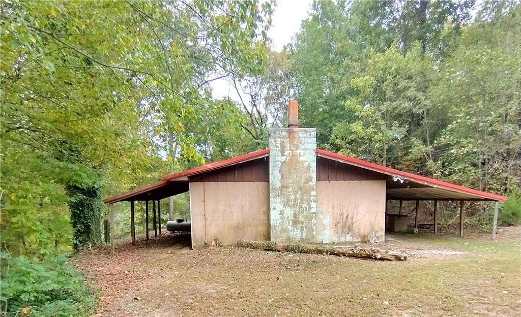 4.15 Acres of Residential Land with Home for Sale in Cave Spring, Georgia