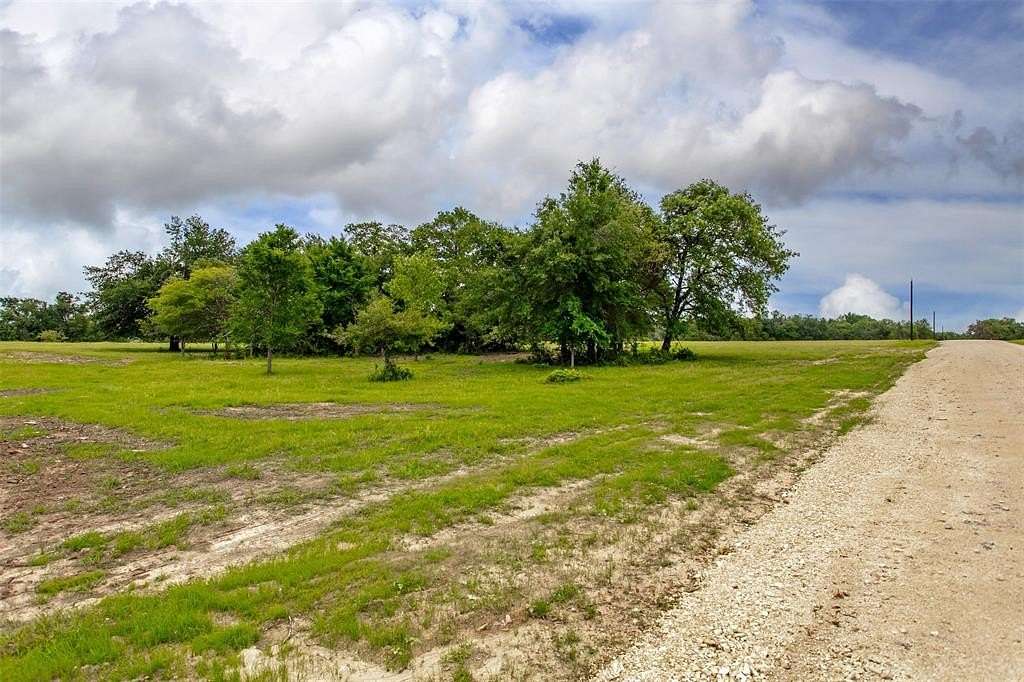 10.1 Acres of Land for Sale in Milano, Texas