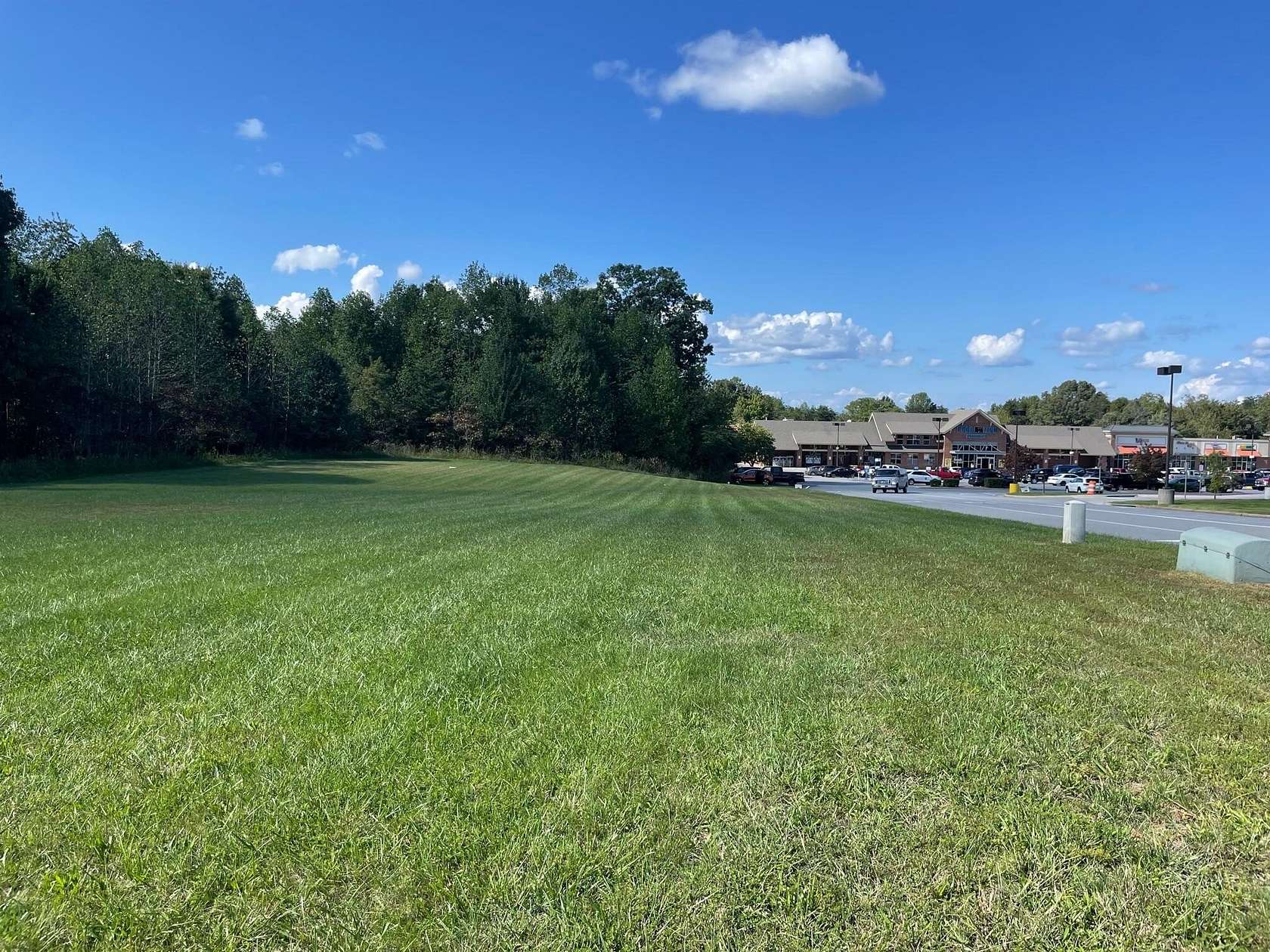 1.01 Acres of Commercial Land for Sale in Moneta, Virginia