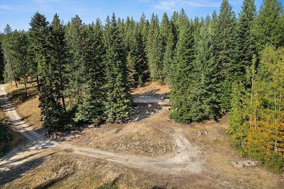 20 Acres of Recreational Land with Home for Sale in Chattaroy, Washington