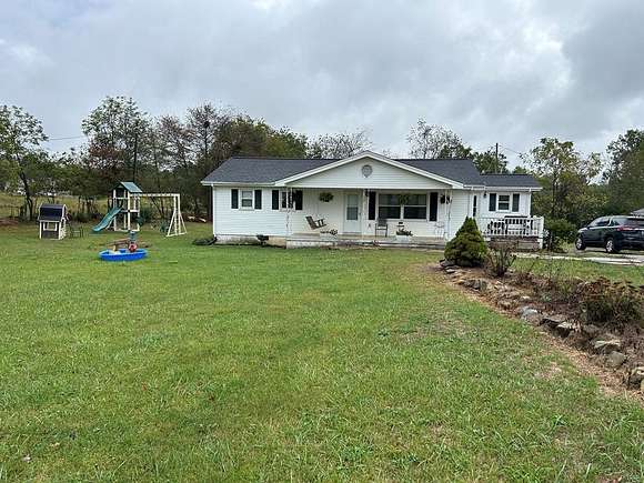 6 Acres of Land with Home for Sale in Jamestown, Tennessee