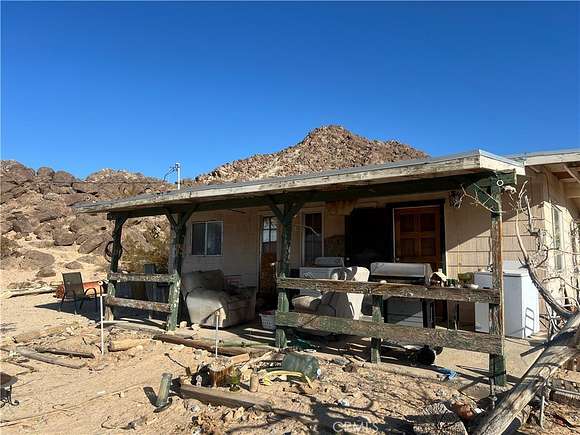 5 Acres of Residential Land with Home for Sale in Twentynine Palms, California