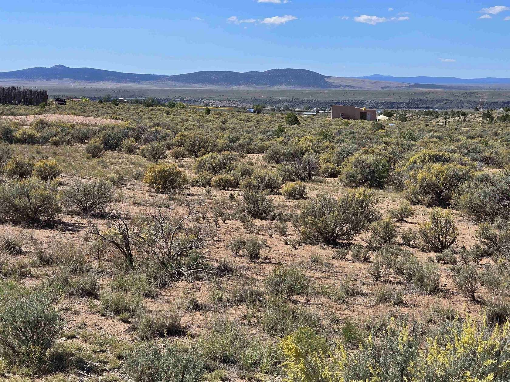 1.25 Acres of Residential Land for Sale in Arroyo Hondo, New Mexico