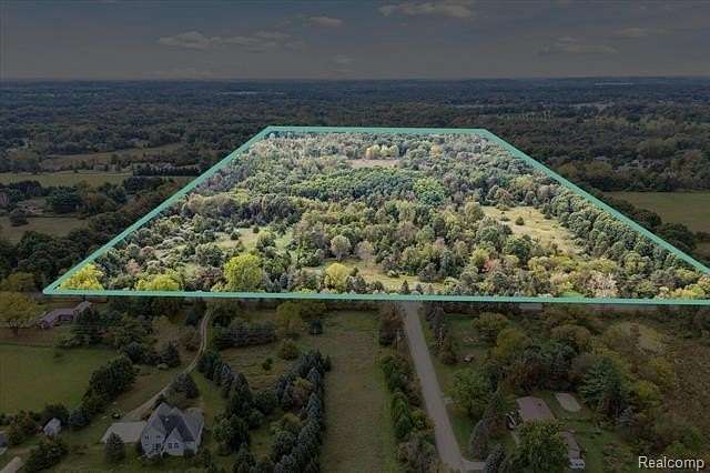 82.8 Acres of Recreational & Residential Land for Sale in Hamburg Township, Michigan